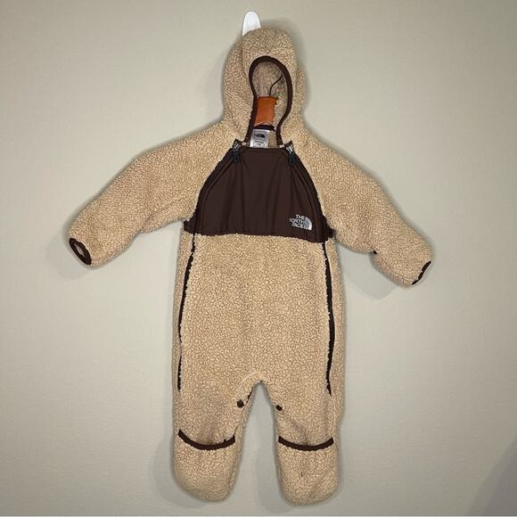 The North Face 6-12M Sherpa Fleece Suit with Hood - Picture 2 of 9